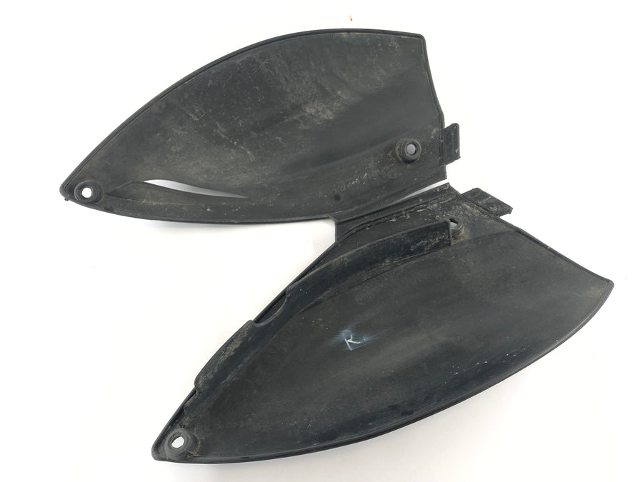 KTM 640 LC4 [2003] - Zijsbekleding zijpanelen ingesteld zwart