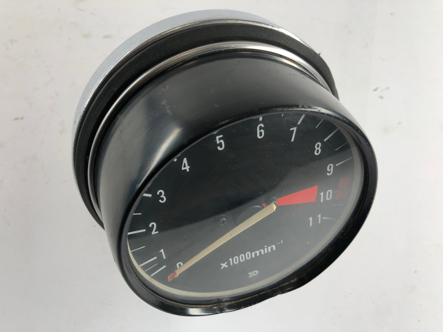 Honda CB 650 RC03 [1980] - Tachometer Housing Beschadigd