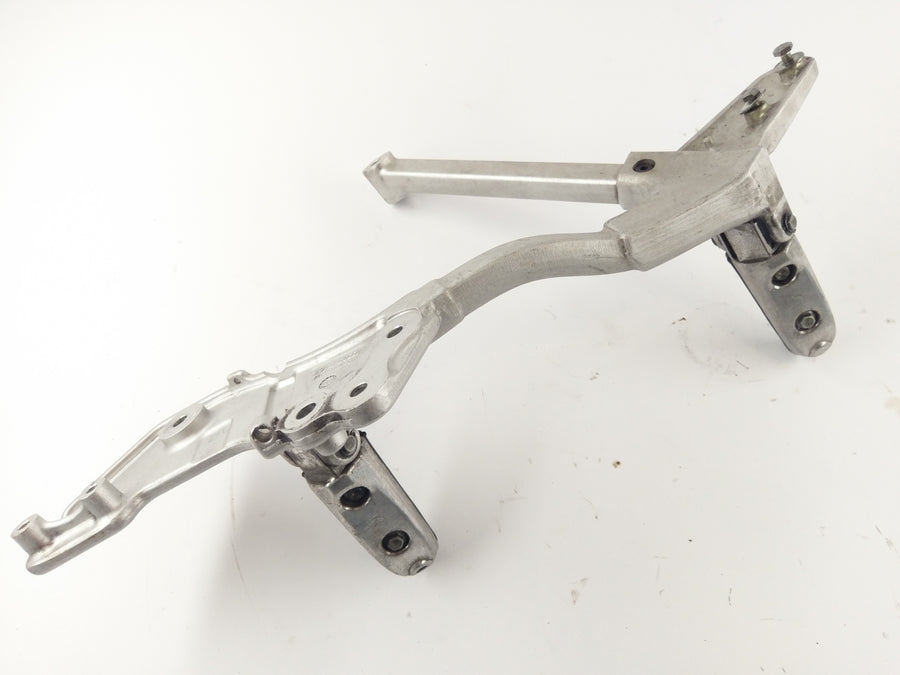 Moto Guzzi Stelvio 1200 4V [2008] - Rast Holder Right Footlest