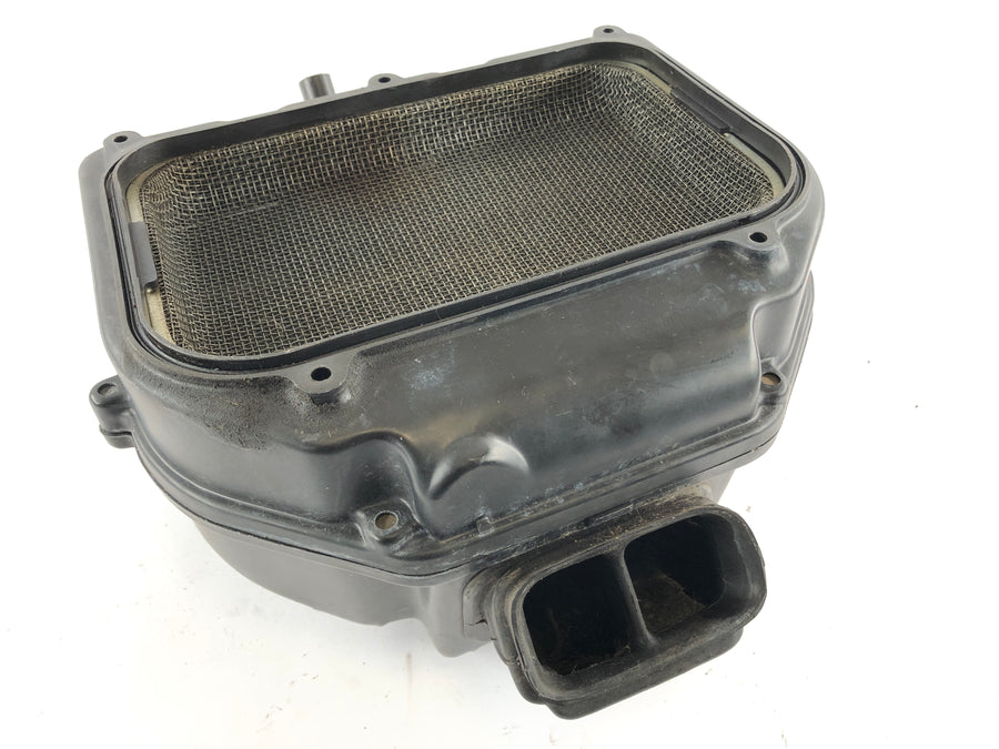 Honda VFR 750 F RC24 [1988] - Airbox Air Filter Box