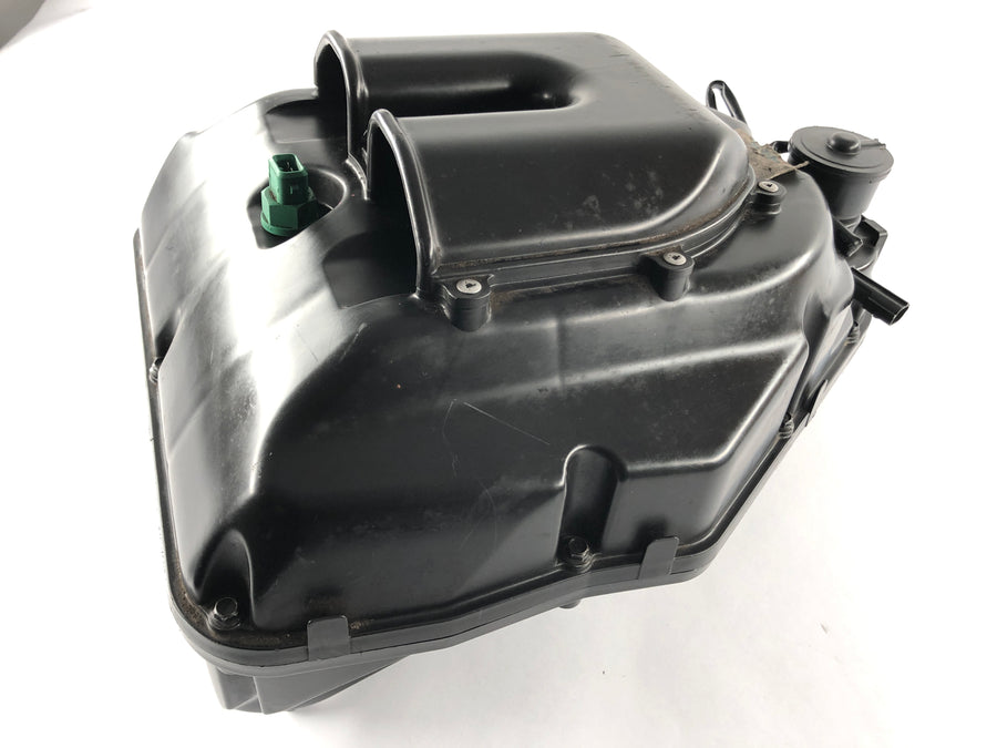 Triumph Daytona 955i T595N [2001] - Airbox