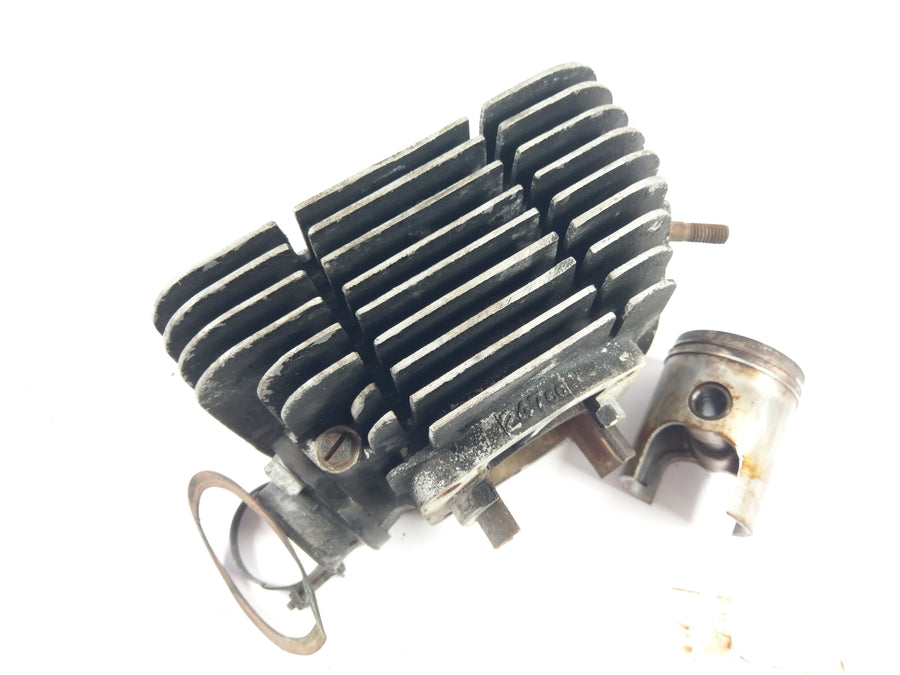 Yamaha Rd 250 350 - Type 351 352 - Cilinder met zuigers
