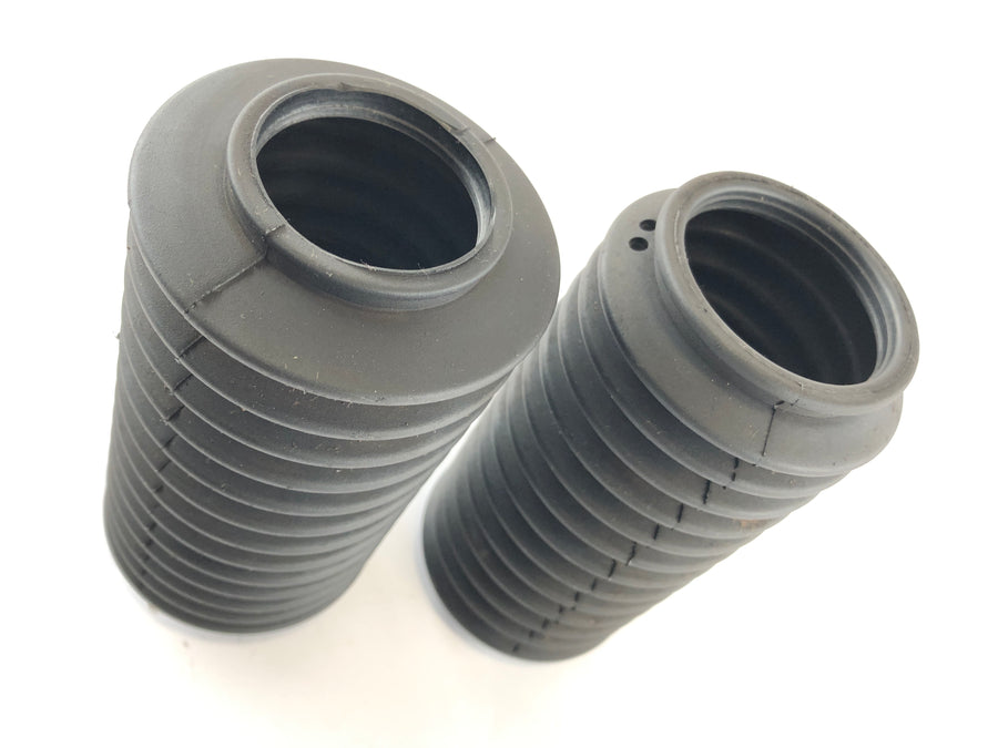 Triumph Thruxton 900 [2004] - rubber telescopic fork set pair